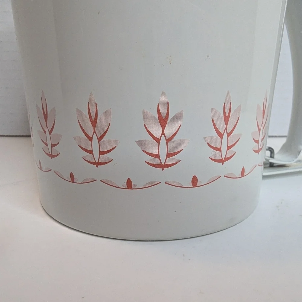 ANDROCK Vintage Metal Sifter Made In USA Retro Off White/Red/Pink Floral Print